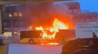 🇨🇭 לפחות שישה הרוגים ועוד כמה פצועים לאחר שאדם הצית עצמו...