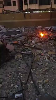 🚨🚨הרגעים הראשונים לאחר פגיעה בדירת מגורים באזור עיישה בקאר...