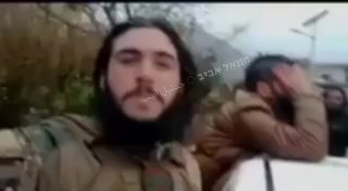 סוריה: "החיילים" הג'היאדסטים בצבאו של ג'ולאני מביעים הזדהות עם...