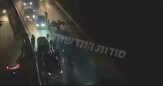 תיעוד מתקיפת מחסום בסיג' באיראן מוקדם יותר הערב....