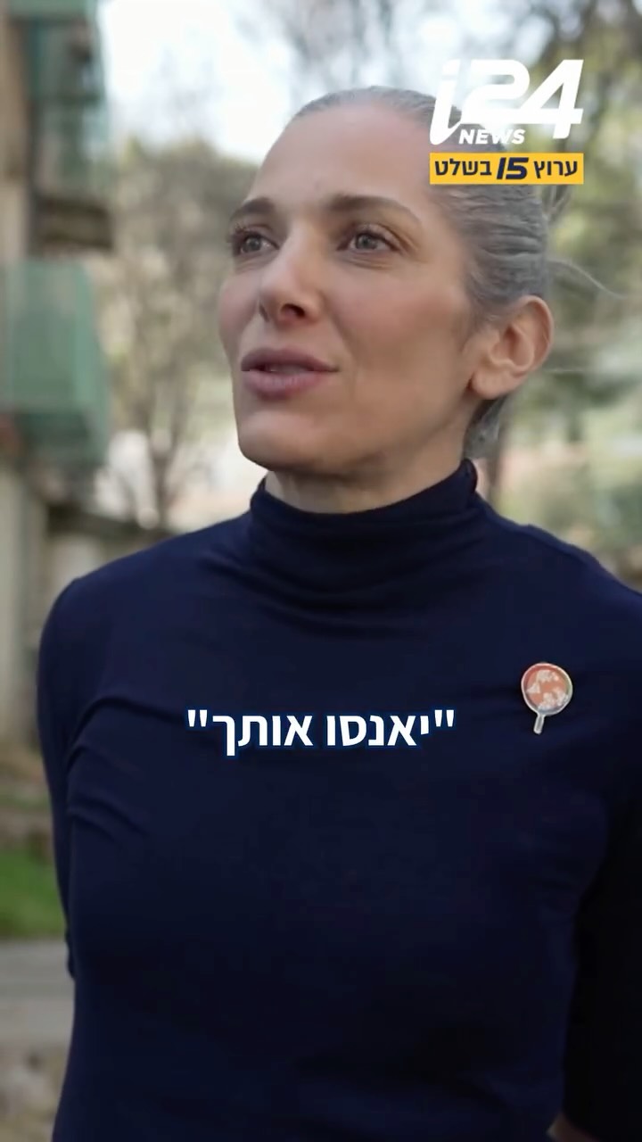 ⁨ ⁨ אחרי שעברה במטבחים הגדולים, שפטה בתוכניות אוכל ועשתה...