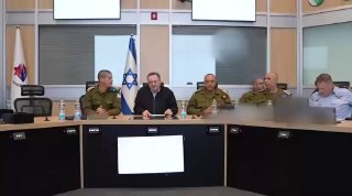 שר הביטחון ישראל כ"ץ בהערכת מצב: "הזהרתי את נשיא לבנון שאם...