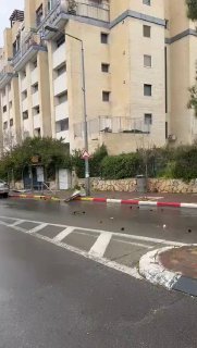 נפילת רסיסים מהשיגורים מאיראן, נפילה ירושלים...