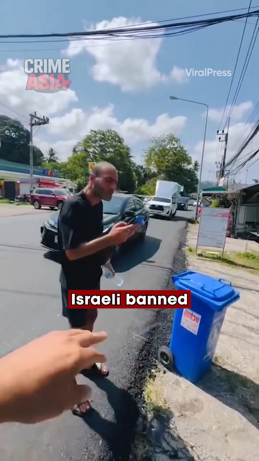 בעל חנות תאילנדי מסרב לשרת תייר ישראלי 🇮🇱💥🇹🇭...