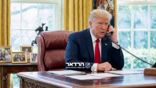 דרמטי: ה-CIA פתח בחקירה נגד המגיש האנטישמי טאקר קרלסון לאחר...