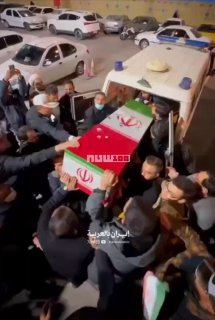 האיראנים מפרסמים ״קליפ״ מהלוויתו של עלי לארג׳ני ובנו שחוסלו...