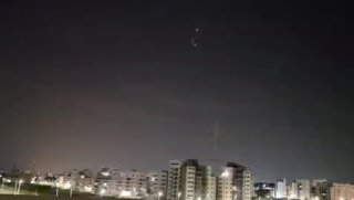 כך נצפה מעל אשקלון...