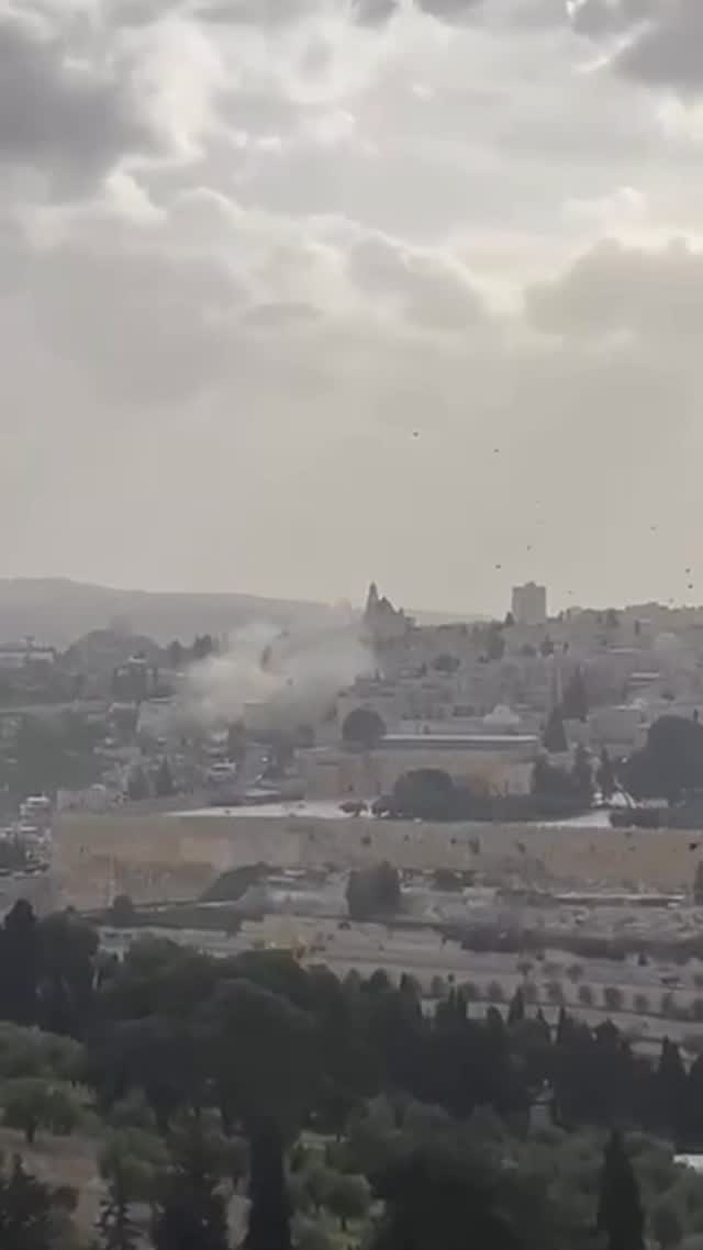 ❗️מה שאתם רואים כאן הוא תוצאה של ירי טילים איראניים. העיר...