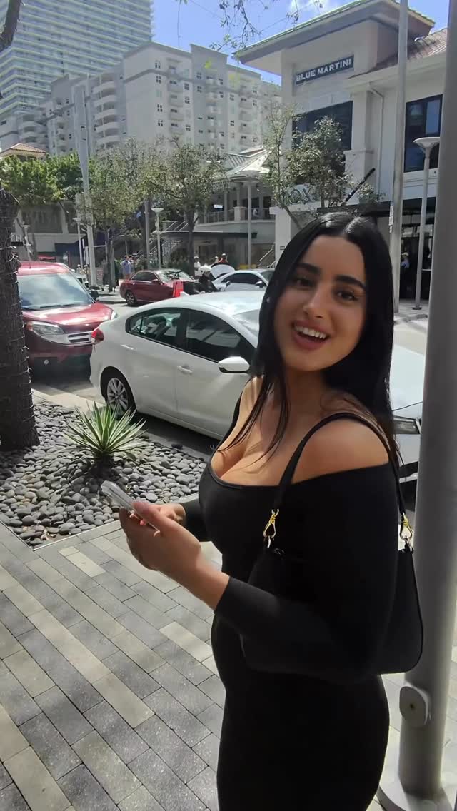 Israeli woman are very kind !