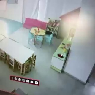 פיצוץ ענק באמצע גן הילדים: תיעוד רגע הפגיעה בזירה בראשון...