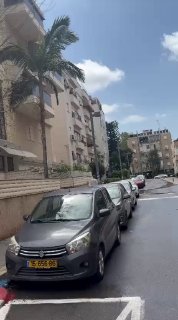 גבול תל אביב גבעתיים, אחד הרחובות....