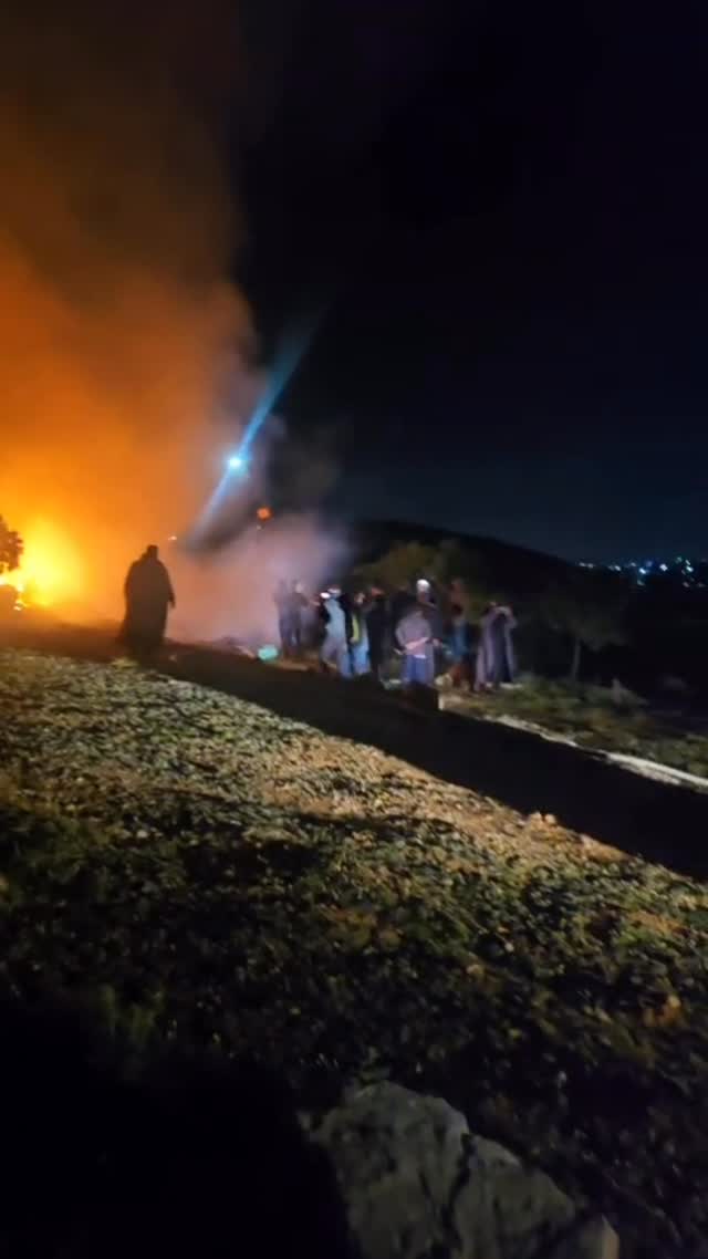 שריפה גדולה בבית בכפר טוואני במסאפר יטא לאחר שמתנחלים הציתו...