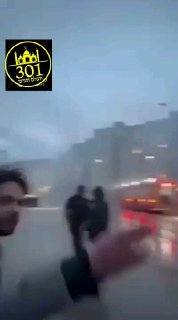 מסגד שמתקבצים פעילי שלטון של משמרות המהפכה....