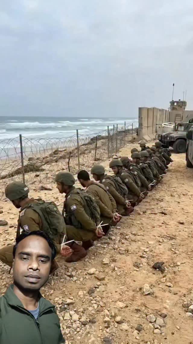 בזמן שהאיראנים מקבלים את ההשפלות של החיים שלהם יש מי שיוצר...