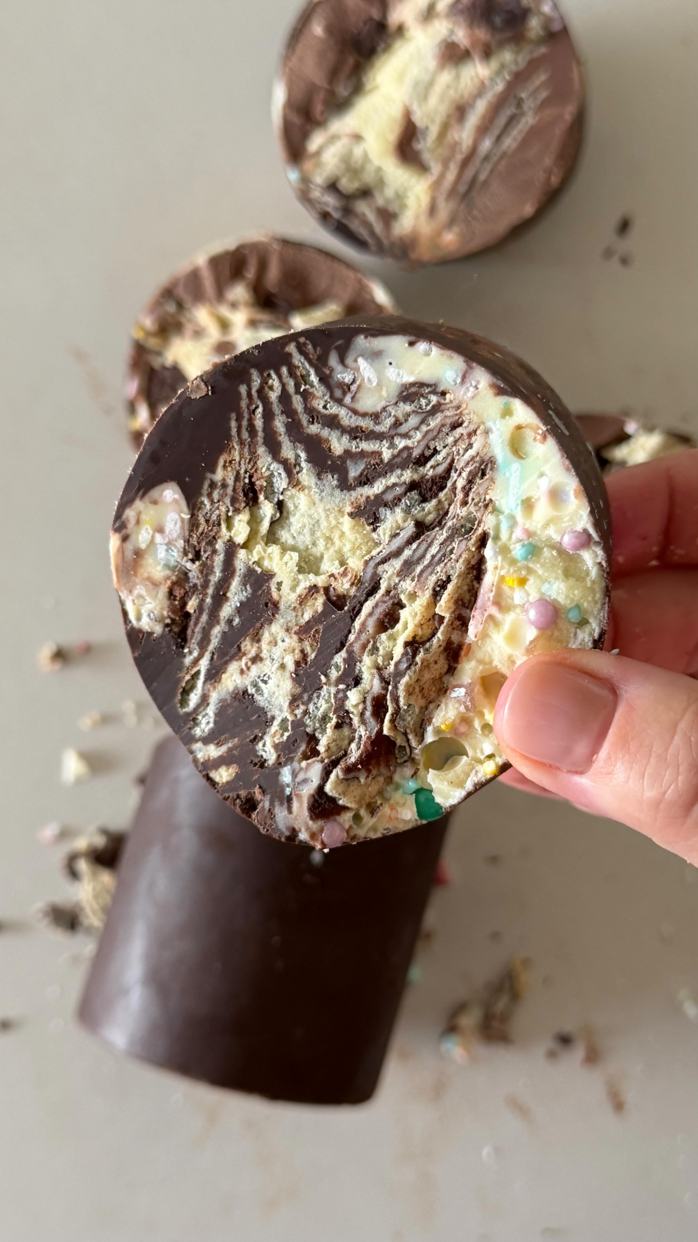 האם זה טעים כמו שזה נראה? 🍫🍭😆...