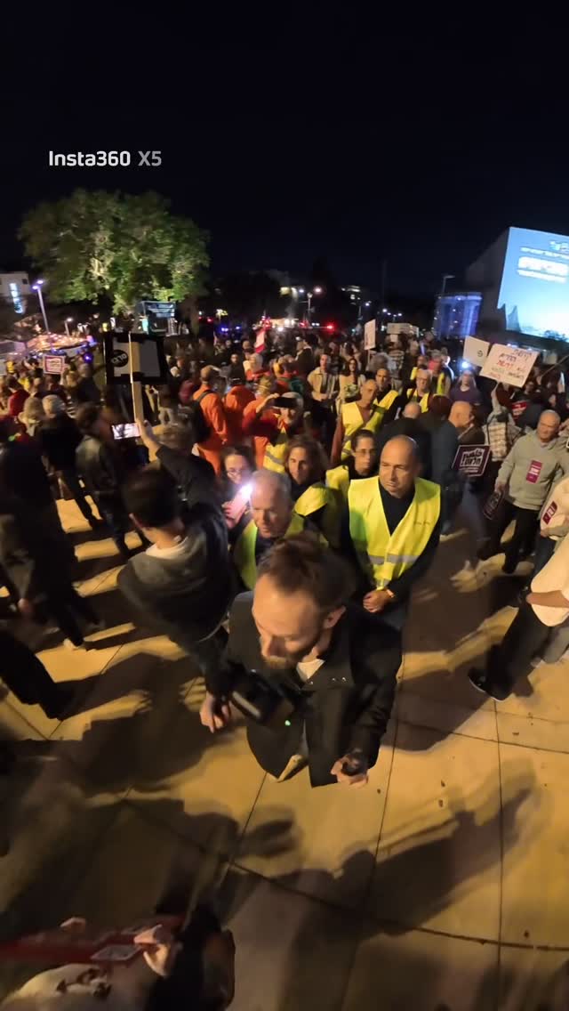 ילדים בגוף של מבוגר 😄 תאמינו לי הם כולם ילדים בגנון