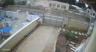 תיעוד: רגע הפגיעה במושב אביבים...