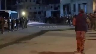 בדלתיים סגורות: מצעד הזדהות עם עזה בחאלב, סוריה....