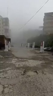 תיעוד מאחת התקיפות האחרונות בדאחייה, כאמור בשכונת חרייכ...