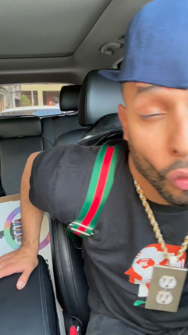 לתייג מישהו שעושה את זה...