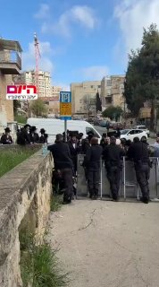 יעקב הרשקוביץ: הפגנת קיצוניים בכניסה ללשכת גיוס ירושלים,...