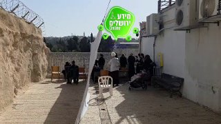 בית כנסת מאולתר הוקם מול הכותל המערבי...