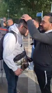 אבא חרדי מברך את הבן החרדי שלו לקראת הגיוס לצהל.....