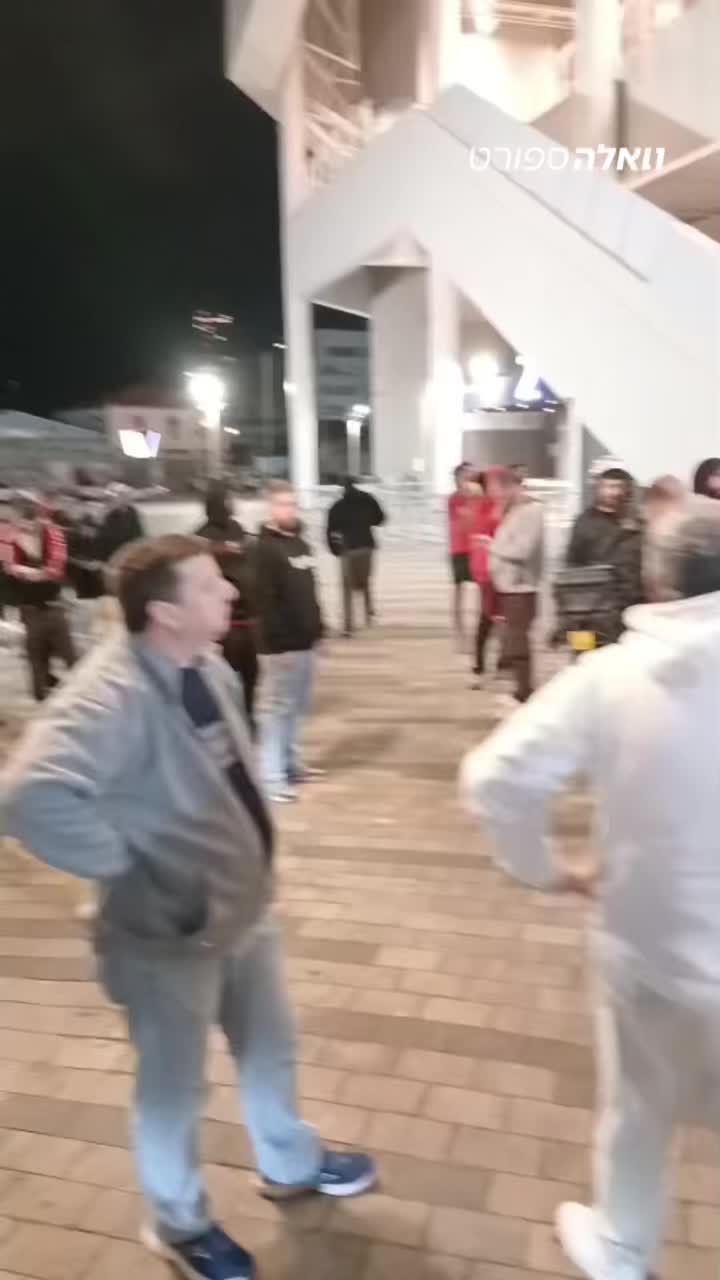 אוהדי הפועל ת״א כבר לא יכולים לחכות לחזור למגרשים אחרי הנצחון...
