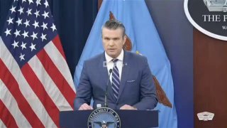 שר המלחמה האמריקאי פיט הגסת':...