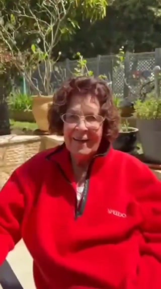 * נדיה כהן, אלמנתו של אלי כהן הי"ד מחזקת את בחירתו של גל הירש...