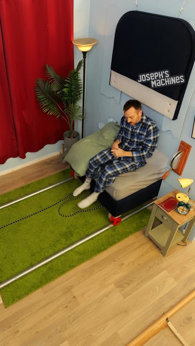 לכל מי שאי פעם הפסיד בקרב עם כיסוי פוך. ...