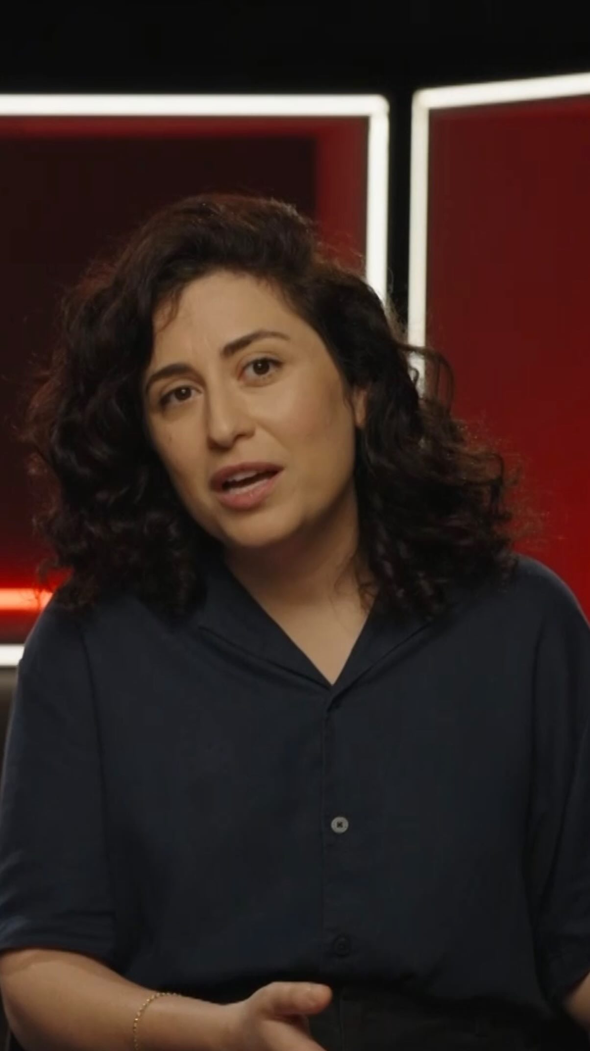 שיר וקותי רוצים לאחל למדינה, ואנחנו רוצים לאחל לכם שתצפו בפרק...