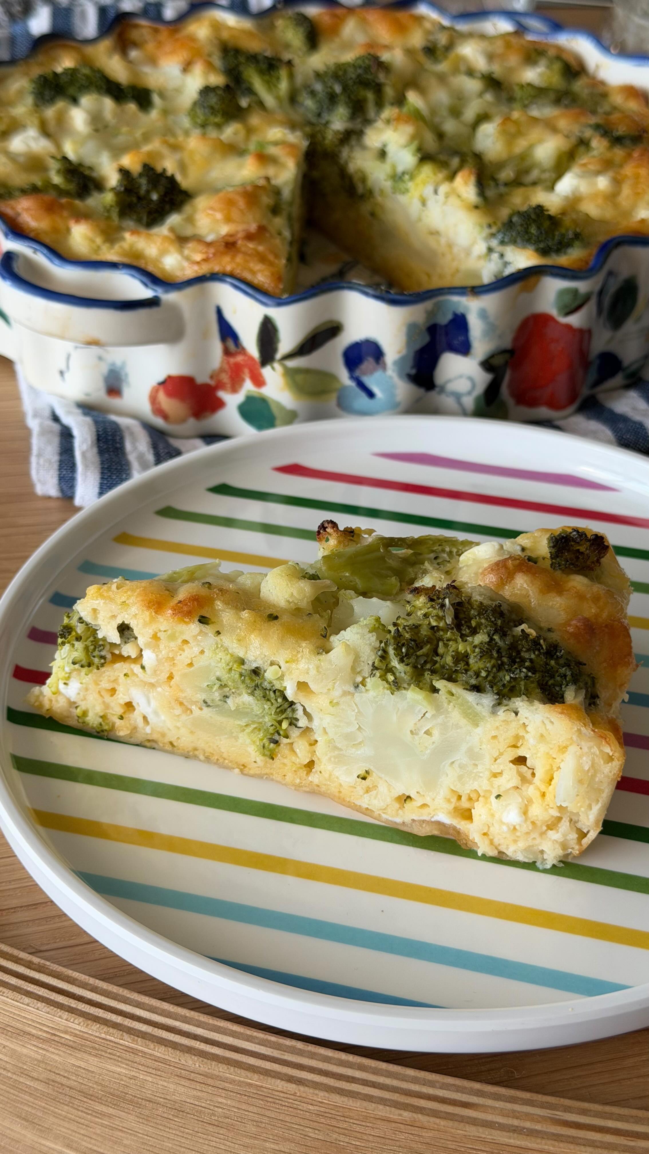 פשטידת ברוקולי וכרובית עם תחתית טורטייה ב-5 דקות עבודה. ארוחת...