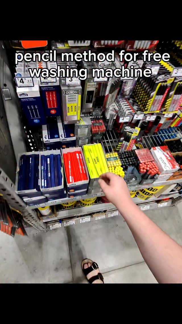 הולך להיות להם בית מרוהט בשקל וחצי 😭🙏...