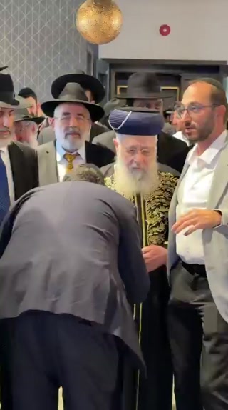 *לייט האוס: פתיחת מסע החיזוק בלוס אנג׳לס של פוסק הדור הראשון...