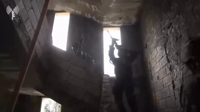 אני גאה בלוחמים הגיבורים שלנו שנלחמים בשטח. עם ישראל כולו...
