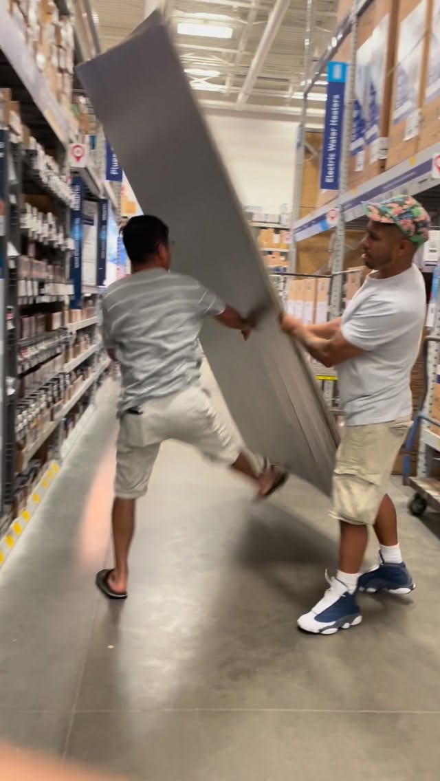 לא ראיתי אותו לפני הספירה. הוא היה קטן מדי....