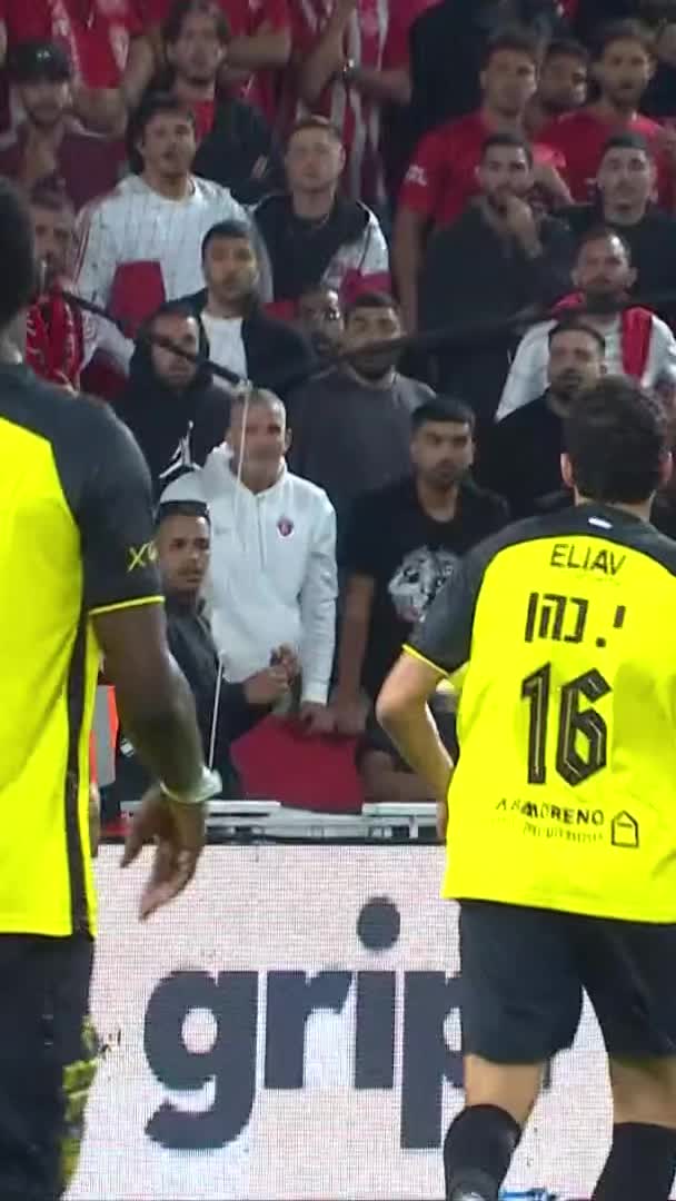 בית״ר ירושלים מנצחת את הפועל ת״א 1:0 קטן וענק והופכת לראשונה...