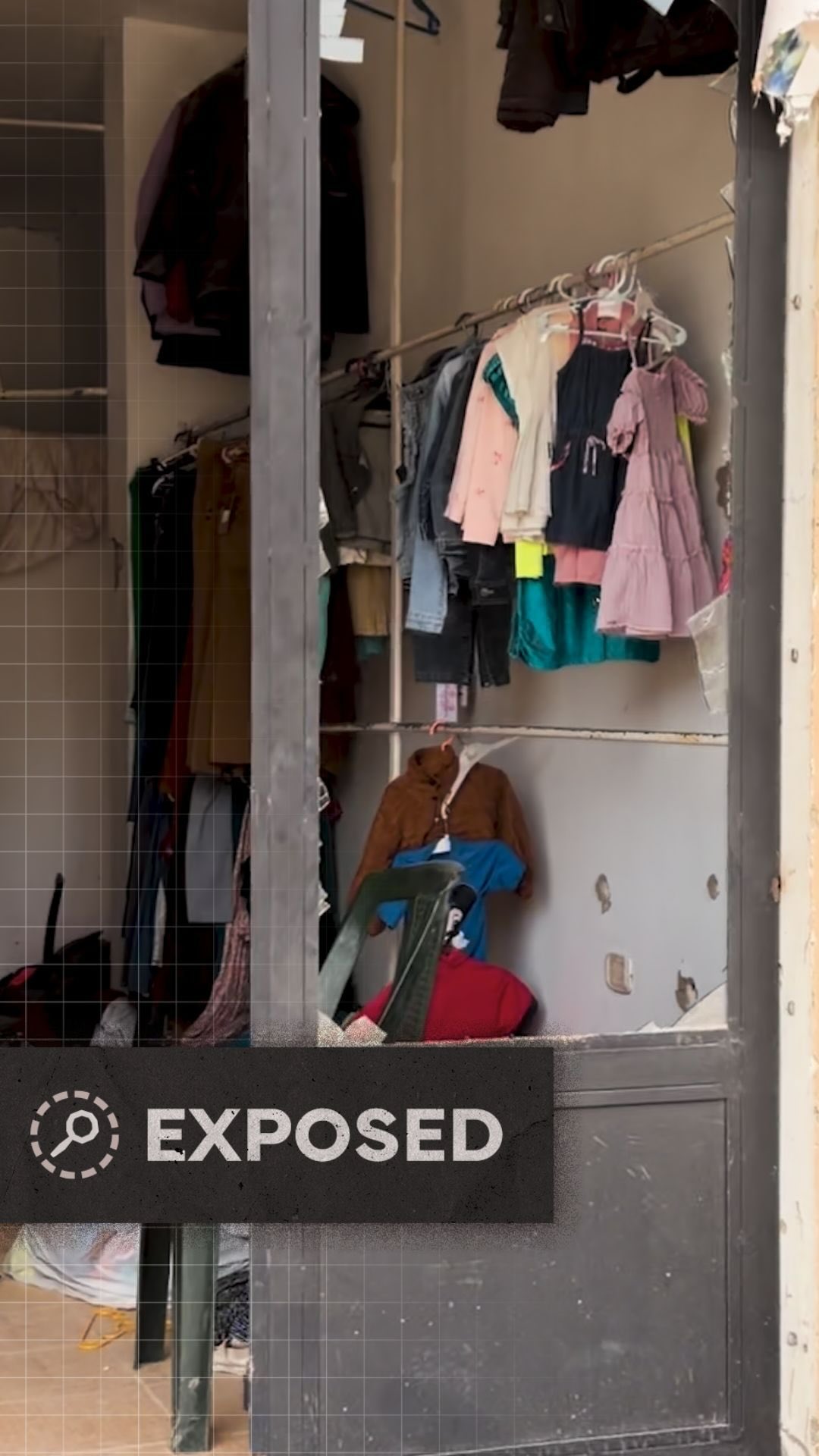 ❗️EXPOSED: A Hezbollah terror tunnel directly underneath a children’s clothing store in southern Lebanon....