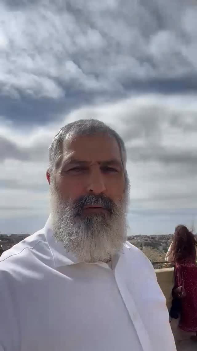 כל יהודי הוא אבן מאבני ירושלים...