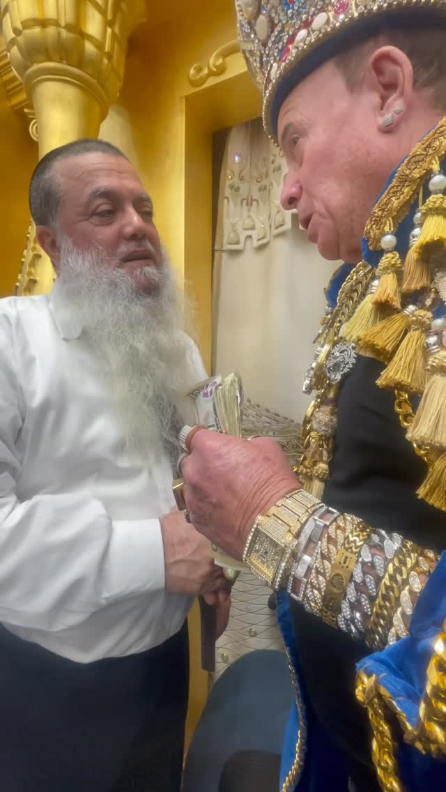 הרב יגאל כהן מברך את שרשר המלך...