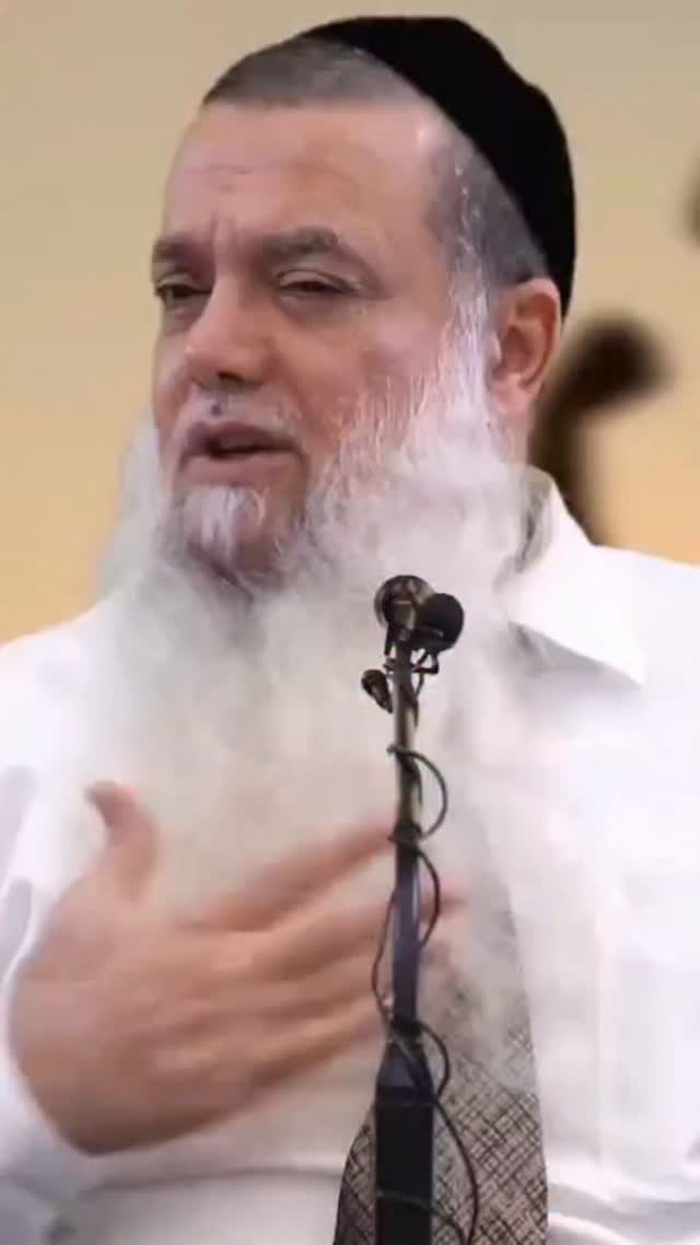 הנאמנות מתחילה כשאף אחד לא רואה....