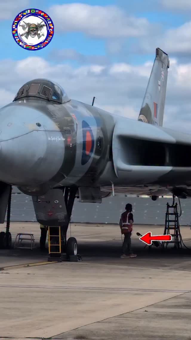 בריטניה - AVRO VULCAN XH558...