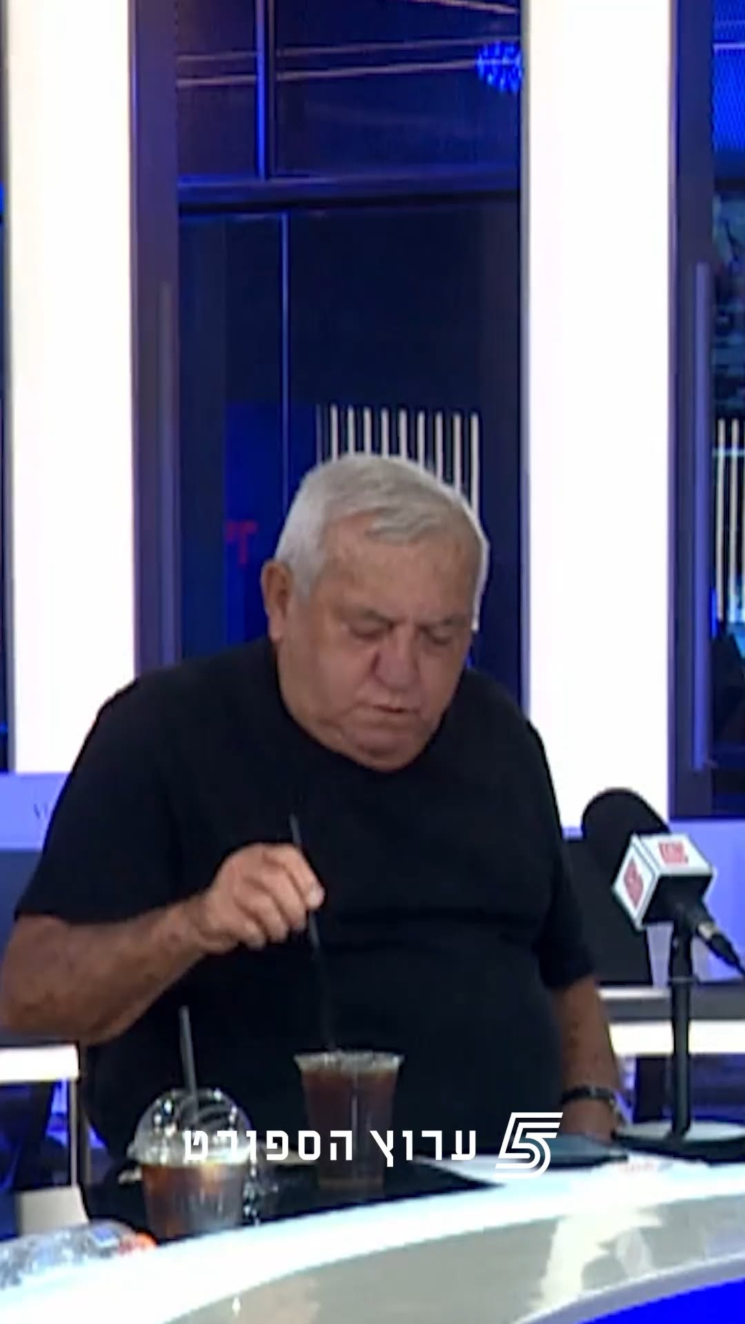 תייגו חבר שאוהב קפה🥤...