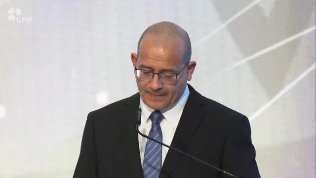 רומן גופמן עלה לישראל בגיל 14 יחד עם הוריו, לודמילה ווולדיסלב....