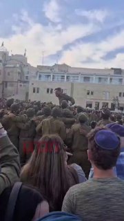 השבעת חיילי נצח יהודה היום בכותל המערבי...