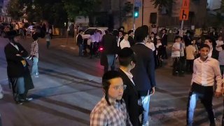 צומת שמואל הנביא בירושלים עשרות מפגינים על מעצר העריקים....