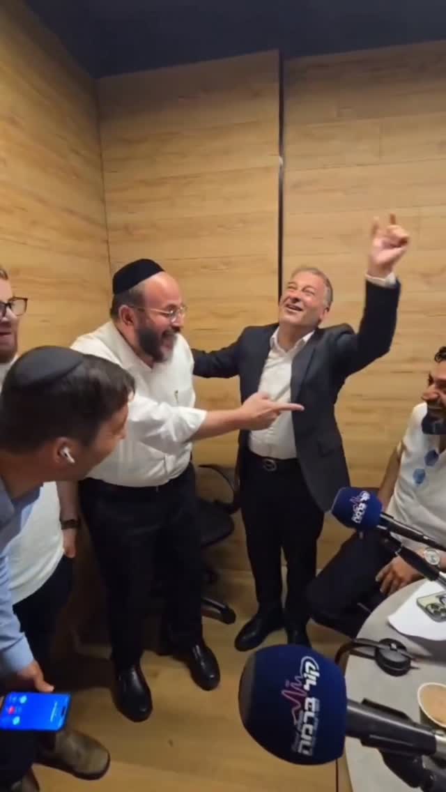 שבוע טוב 😂🤣...