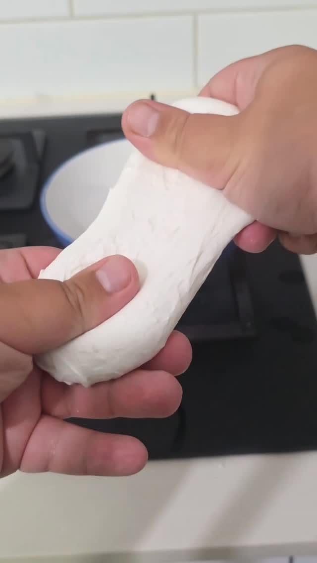 אחרי שתטעמו מוצרלה🧀 טרייה שהכנתם בעצמכם בבית, אתם פשוט לא...