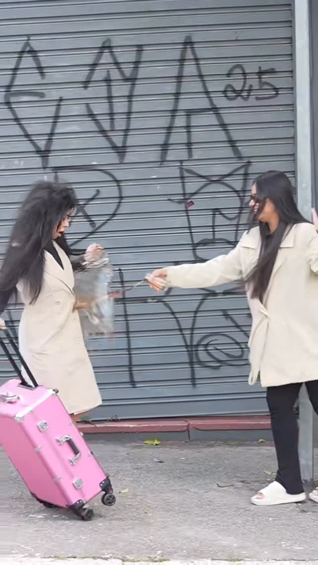 אל תשפוט ספר לפי הכריכה שלו ...